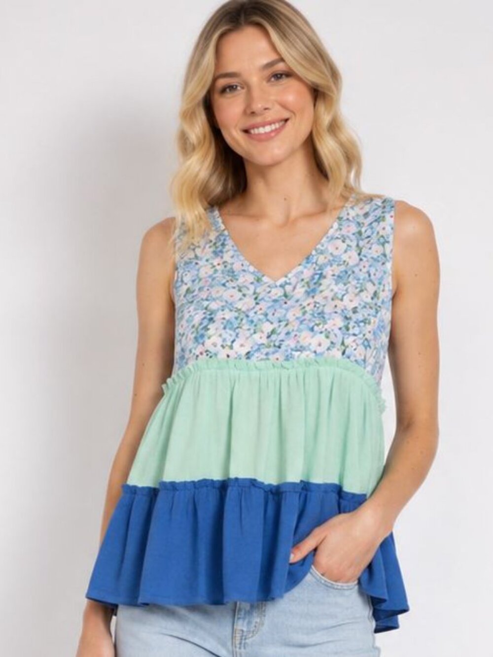 New Gigio M 8 10 Blue Color Block Floral Tiered Sleeveless Rayon Knit Top